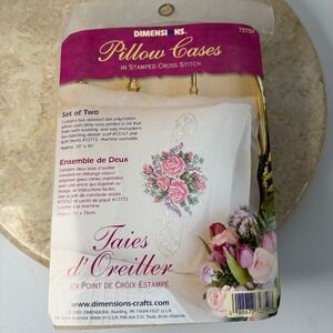 Dimensions Pillowcases Cross Stitch Kit 72759 Taies‎ D'Oreiller Stamped Roses